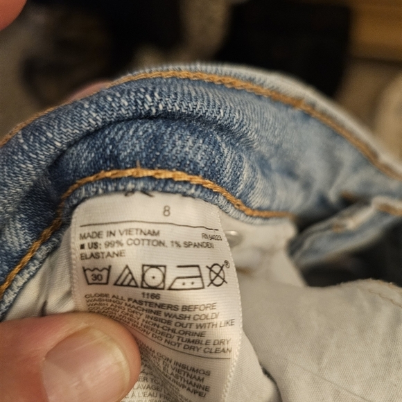 Old Navy Boyfriend Jeans Distressed Medium Wash Patched Size 8 - Picture 9 of 10